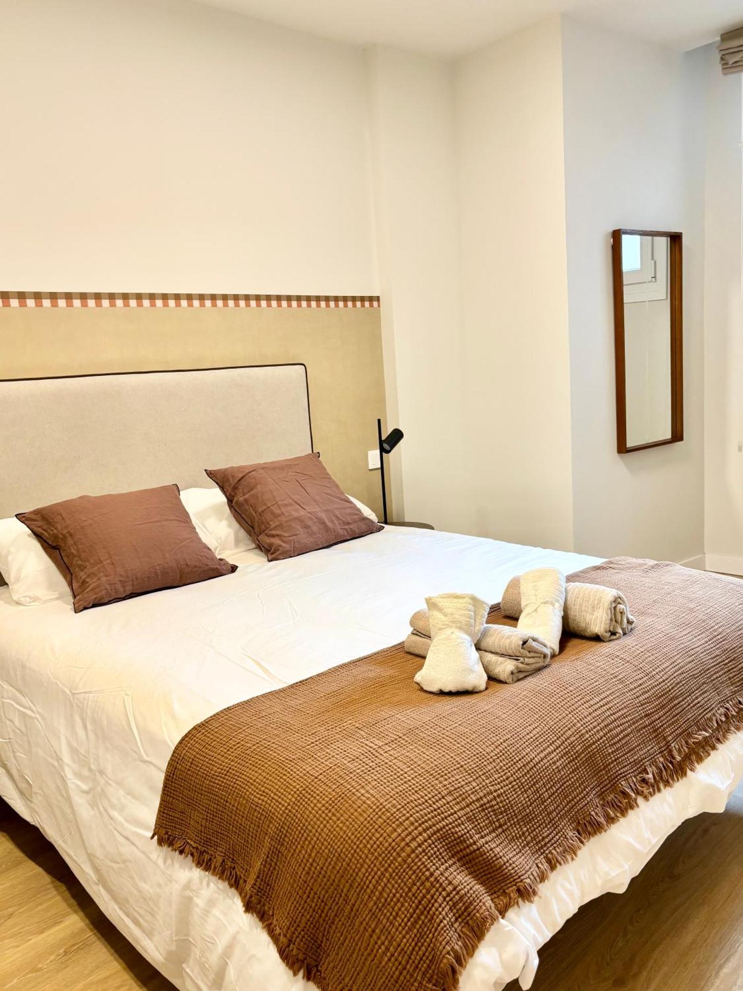 Apartamentos Catedral I Valladolid Kültér fotó